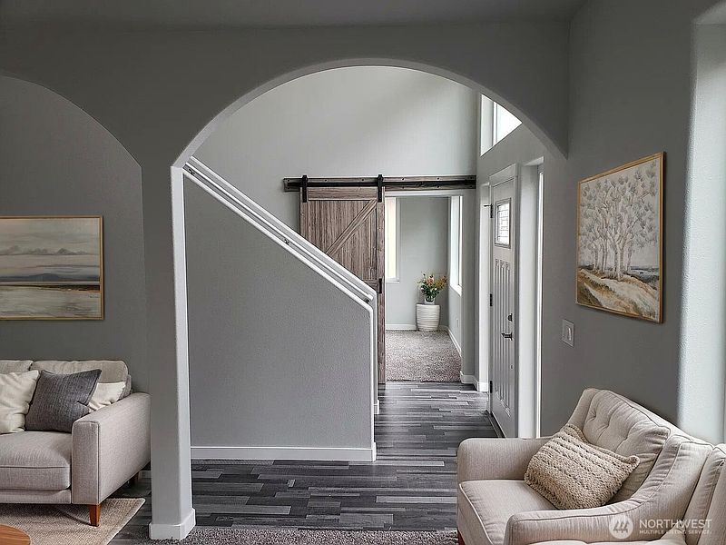 2nd image of 866 S 85th Street