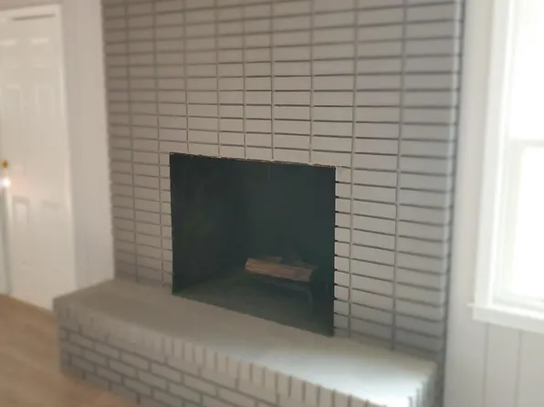 2816 Dodson Lee Dr, East Pt, GA 30344