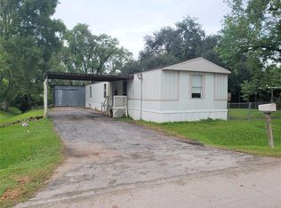 902 Ferol Ln, Highlands, TX 77562