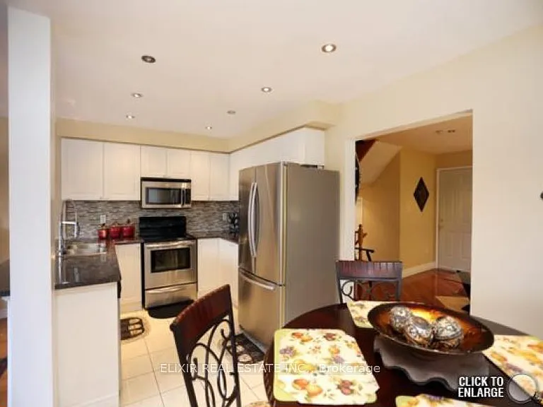4 Lonestar Cres — Photo 9
