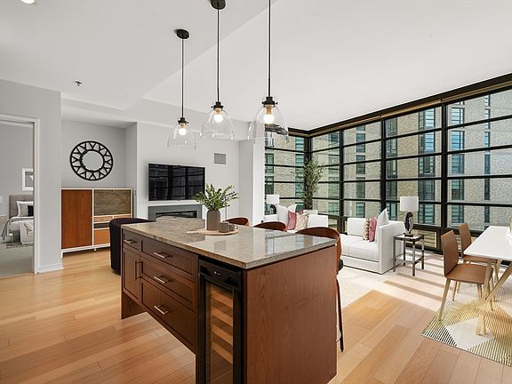 2nd image of 580 Washington St #8C