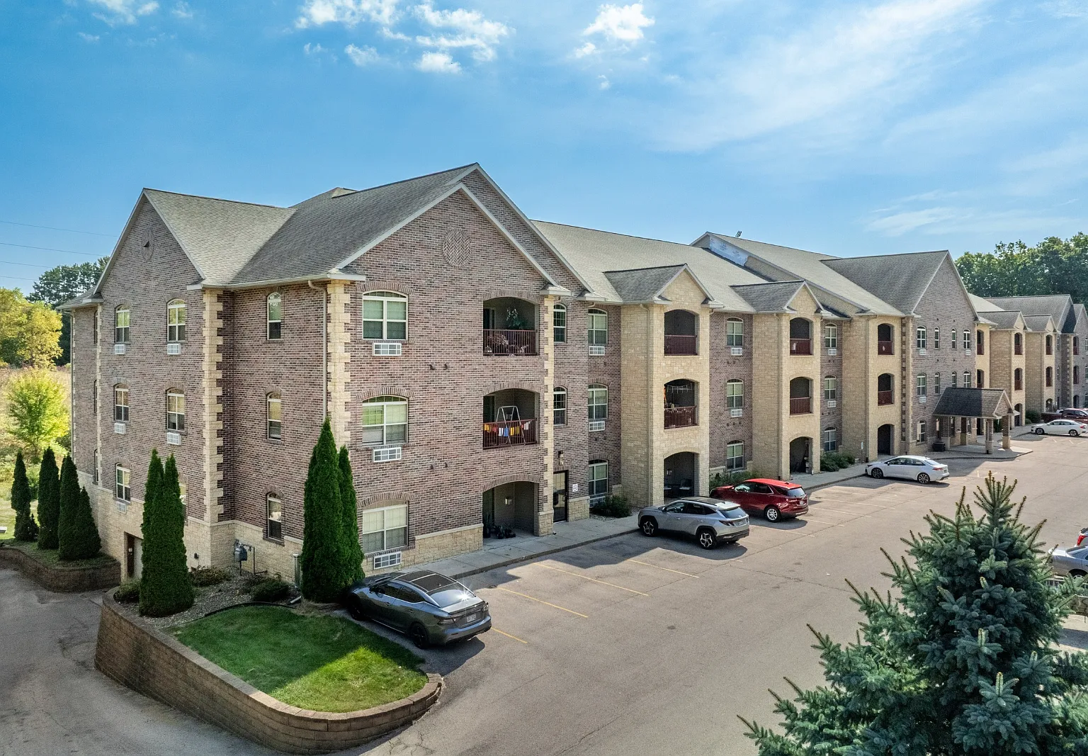 Stratford Place Luxury Apartments — Photo 1