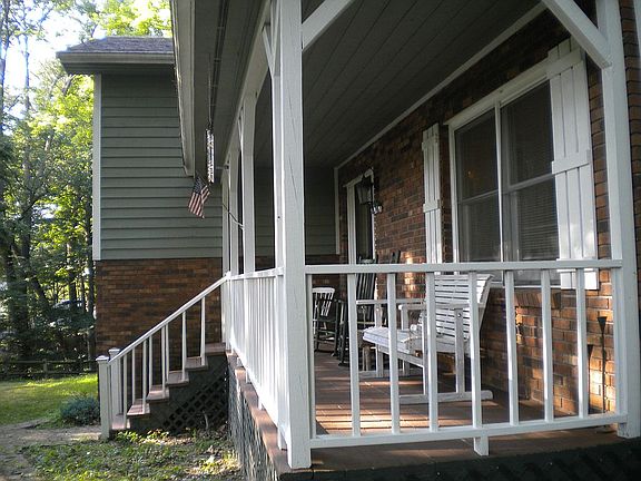 5th image of 240 White Oak Trl