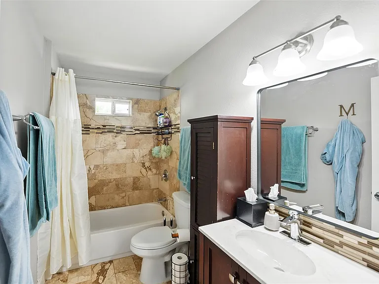 6501 Hickman Ave — Photo 16