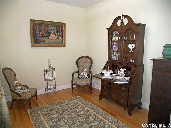 3rd image of 6037 Lisi Gardens Dr