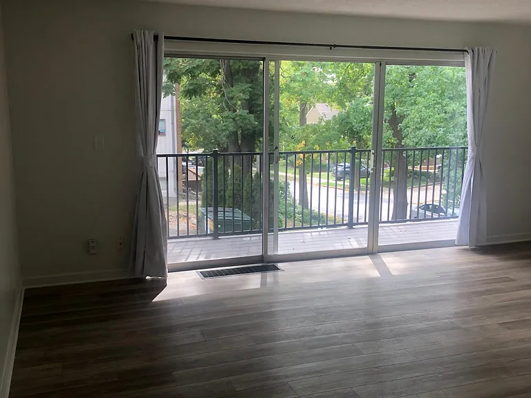 4515 Jefferson St #2 — Photo 20
