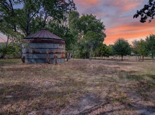 1015 Oak Trl, Quinlan, TX 75474