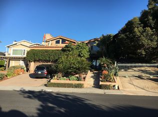 978 Van Nuys St, San Diego, CA 92109