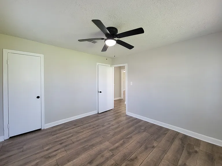 5815 Southseas St — Photo 29