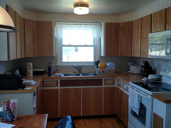 5th image of 225 S Court St