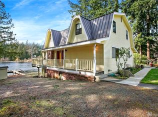 6392 Cedar Cove Ln, Clinton, WA 98236