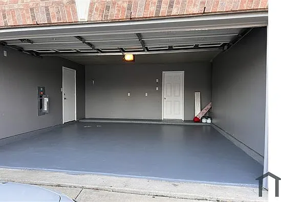 1676 Crown Point Dr — Photo 14