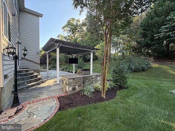 3rd image of 13045 Lashmere Ct
