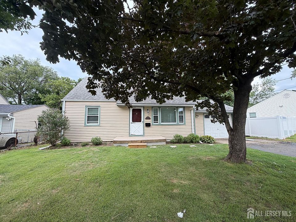 1st image of 2705 Woodbridge Ave