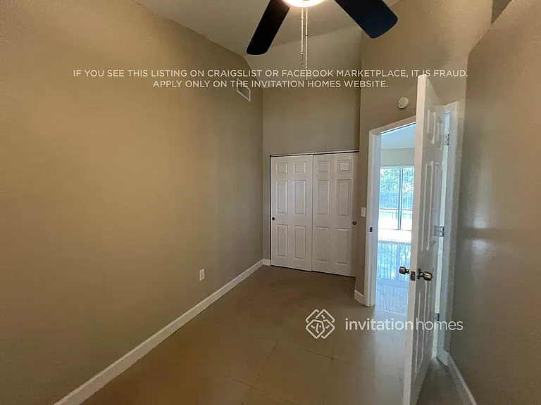 11830 NW 30th Pl — Photo 7