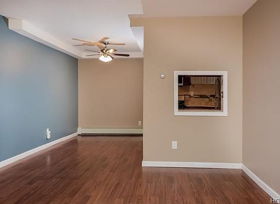 3rd image of 16 Fieldstone Dr