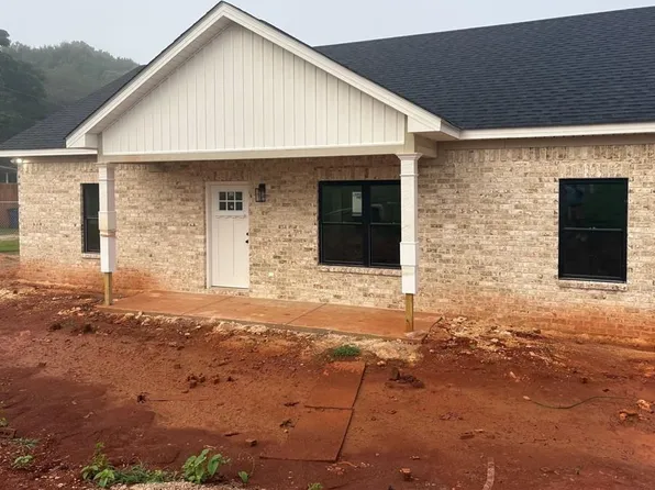 3216 Phillips Rd, Lanett, AL 36863