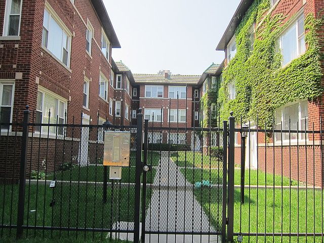 1st image of 4654 N Saint Louis Ave APT 2G