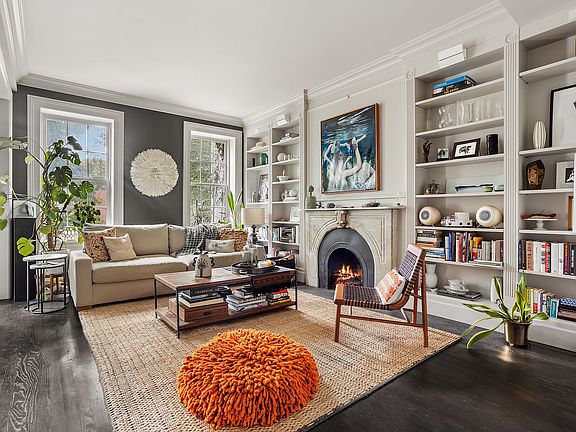 3rd image of 44 W 12th St #4FR