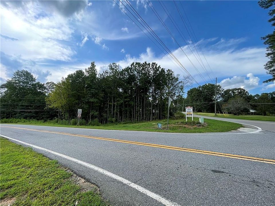 2nd image of 1951 Darby Rd #44