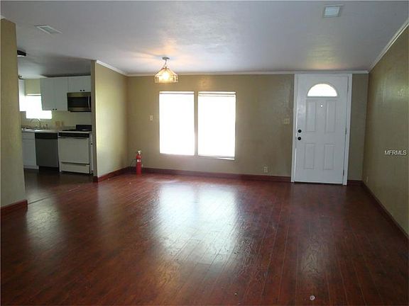 4th image of 12210 Elnora Dr