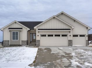 10042 Crownland Pl, West Des Moines, IA 50266