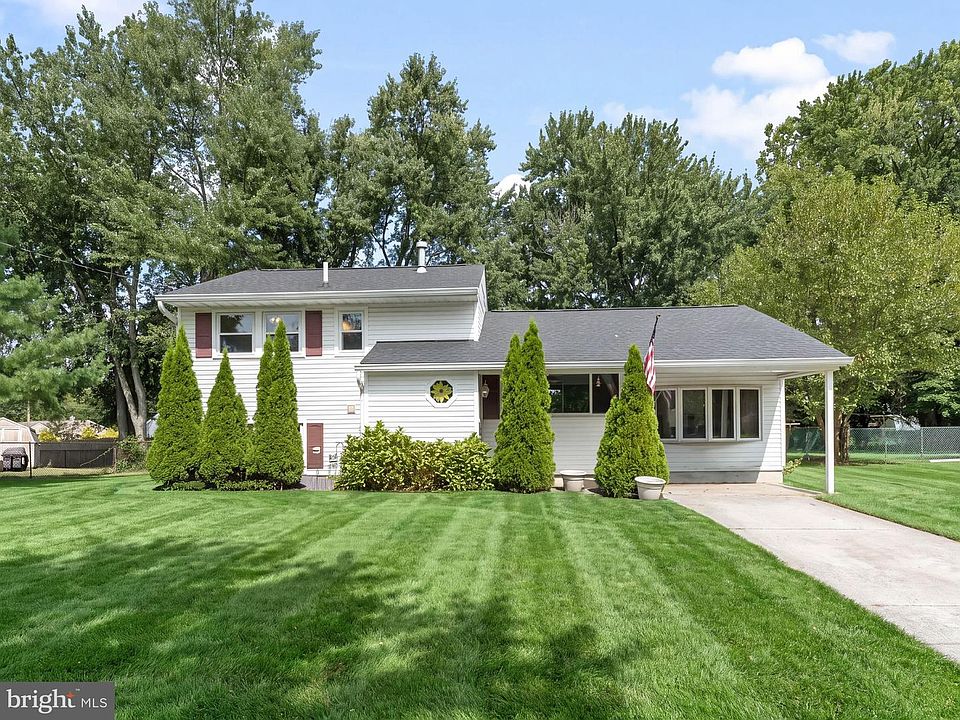 1st image of 16 Kingsley Rd