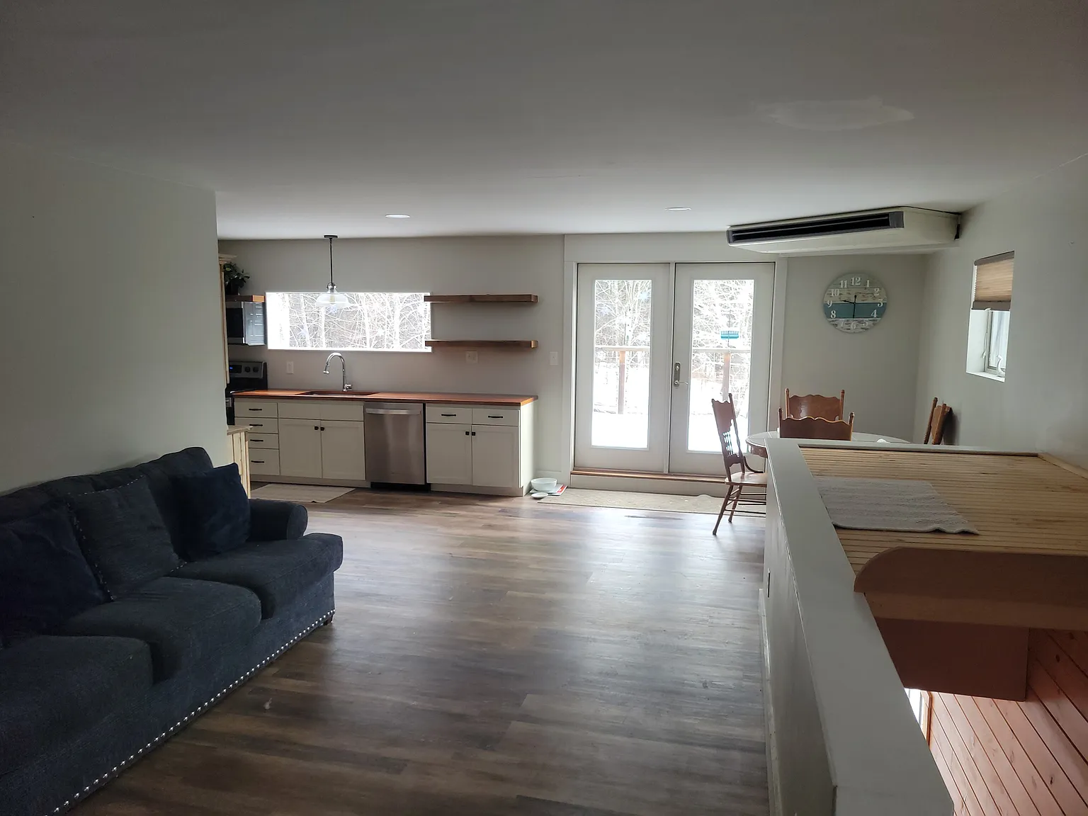 2 bed, 1100 sqft, $2,700 — Photo 2