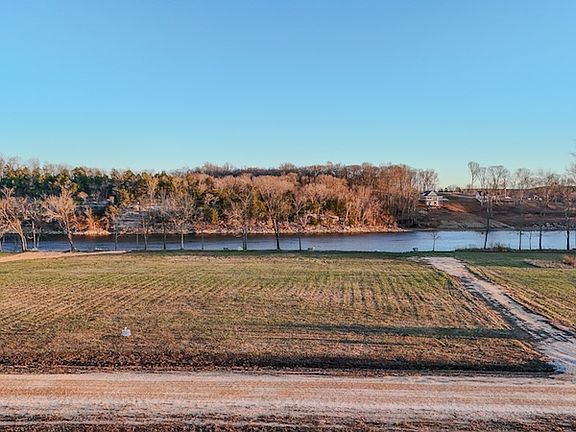 3rd image of 1474 Waterway Dr