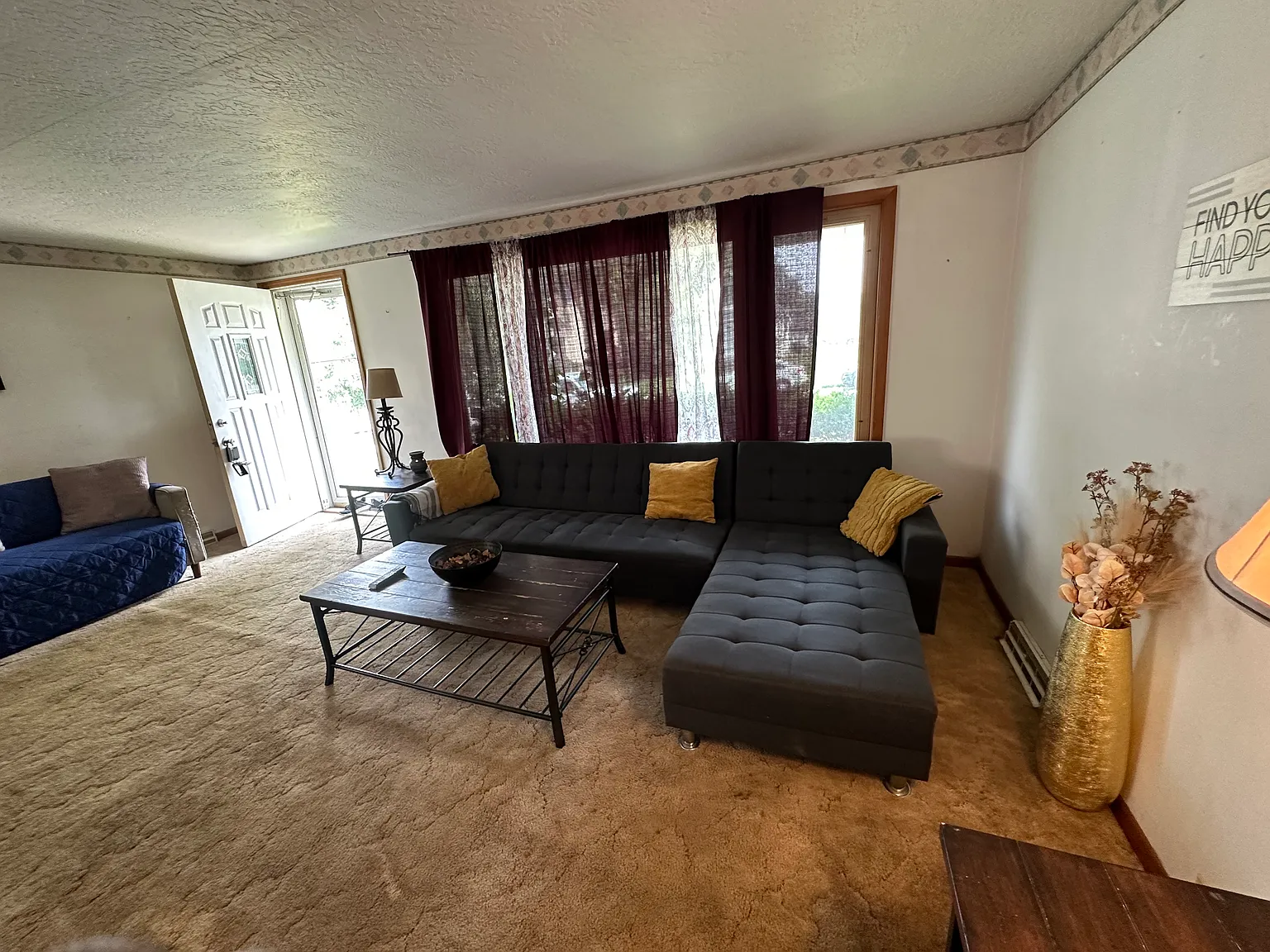2907 Edison Ave — Photo 3