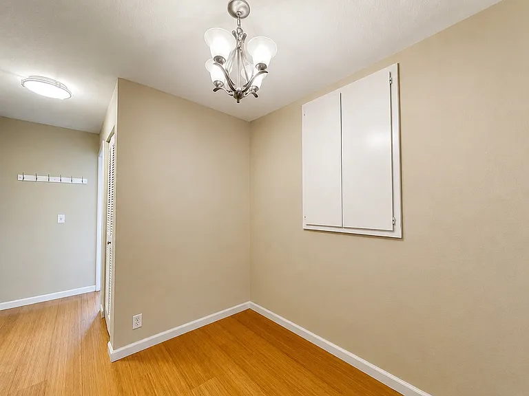 1114 Nord Ave #4 — Photo 5