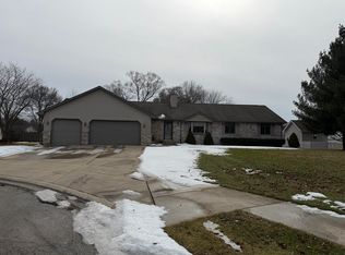 2639 E 9th Pl, Hobart, IN 46342