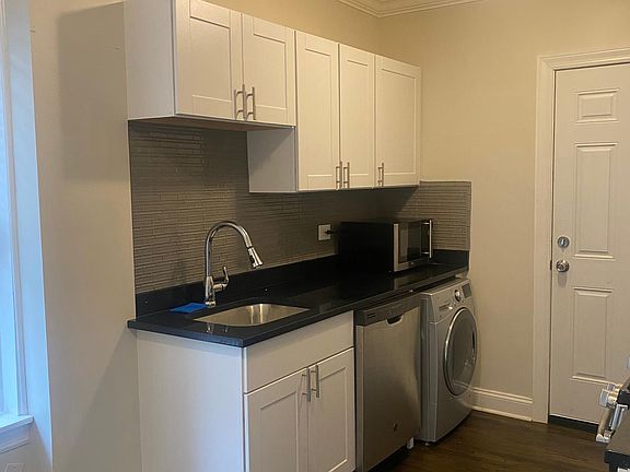 5th image of 3819 N Greenview Ave APT 2W