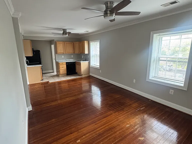 194 E Lee St #3B — Photo 11