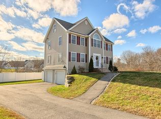 210 Methuen Rd, Dracut, MA 01826