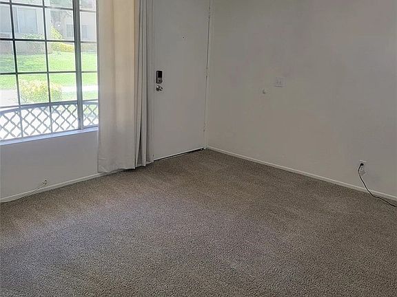 2nd image of 3840 W Jacinto View Rd