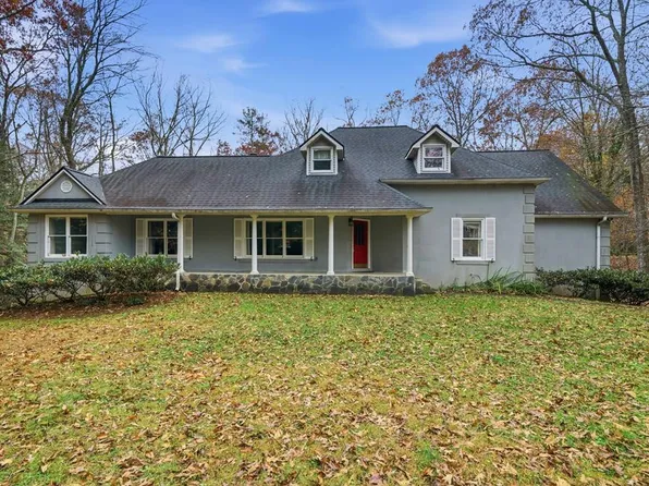 300 Westwoods Dr, Ellijay, GA 30540
