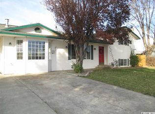 2305 Rolling Hills Dr, Clarkston, WA 99403