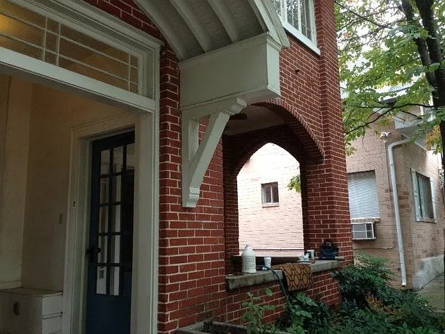 926 Greenwood Ave NE #6 — Photo 3