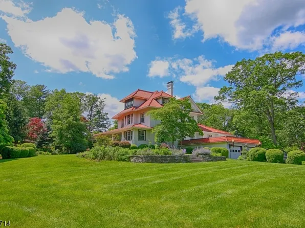 44 Manor Dr, Bernards Twp., NJ 07920