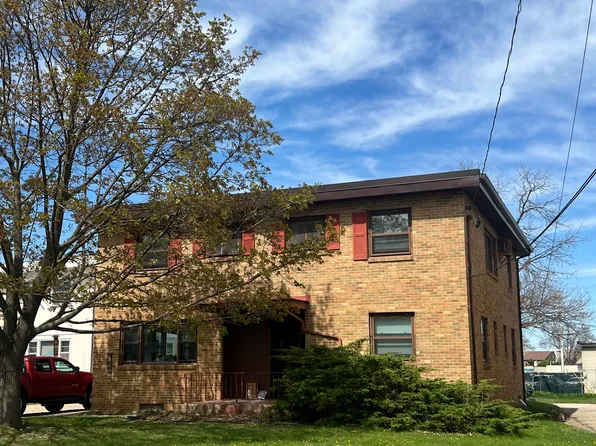 3 1005 Brook St, Madison, WI 53715