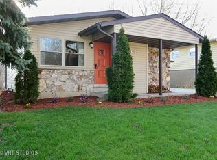 445 N Park Dr, Glenwood, IL 60425