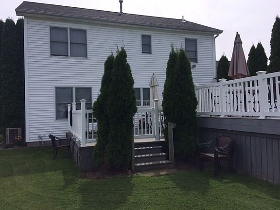 3rd image of 113 Christina Dr