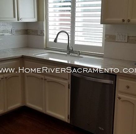 2nd image of 8 Florence Ct
