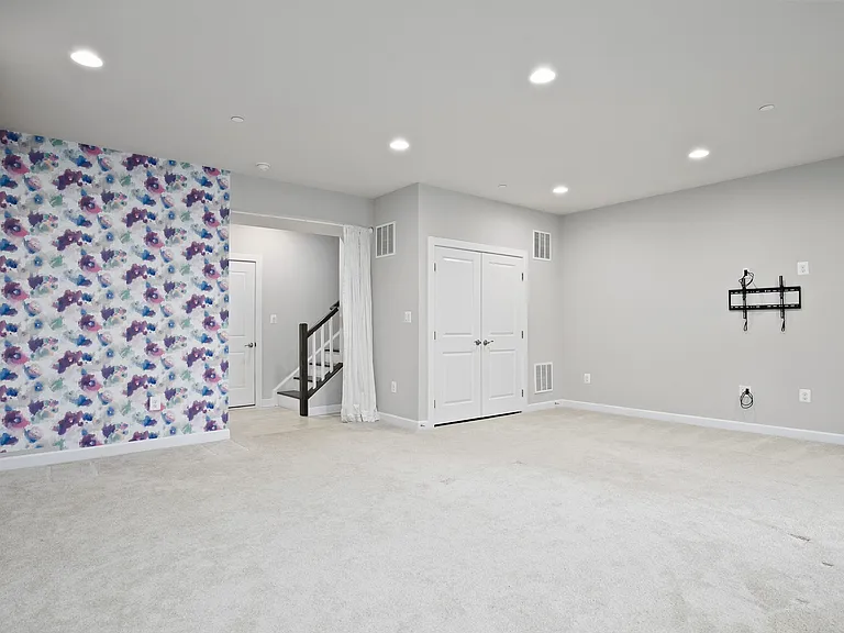 6012 Charles Xing — Photo 26