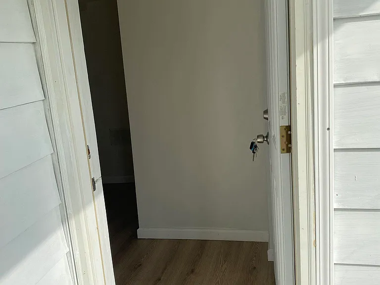 61 Pointview Rd #1 — Photo 5