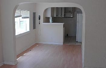 4th image of 2320 Brack St