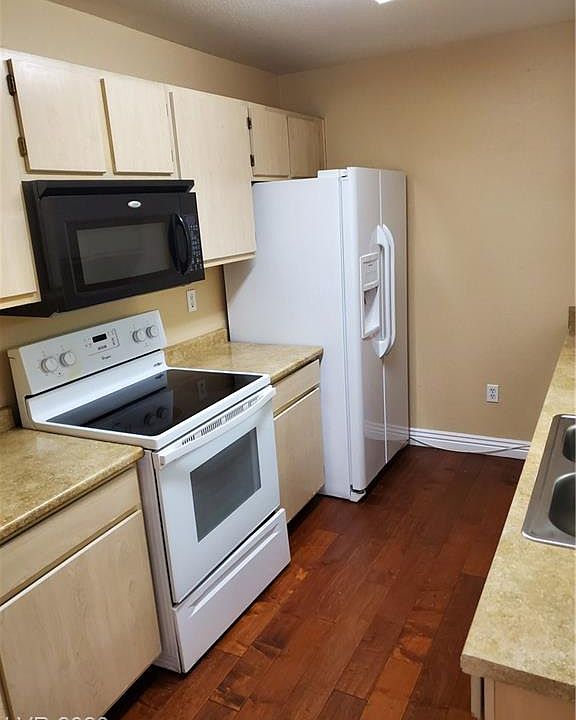 1st image of 1150 N Buffalo Dr APT 1112
