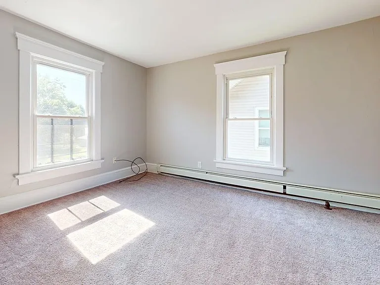 1317 Saint Elmo Ave NE — Photo 1