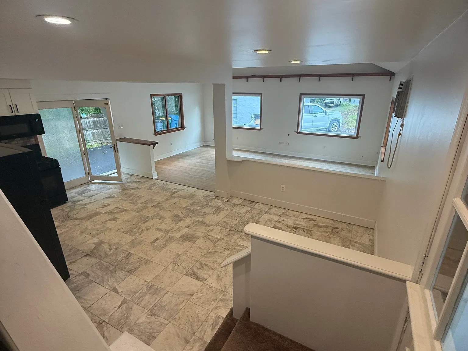 2 bed, 1100 sqft, $2,500 — Photo 4